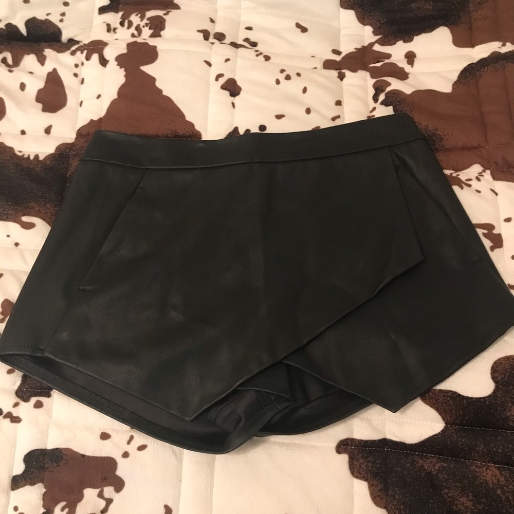 Express Leather Skort